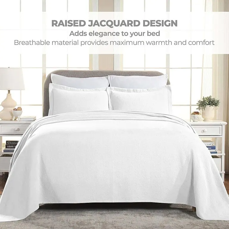 SUPERIOR® Paisley Lightweight Cotton Boho Print Bedspread