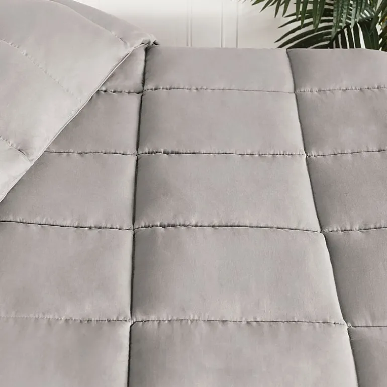 SUPERIOR® Solid All Season Plush Microfiber Down Alternative Hypoallergenic Comforter