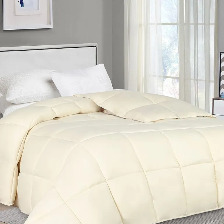 SUPERIOR® Solid All Season Plush Microfiber Down Alternative Hypoallergenic Comforter
