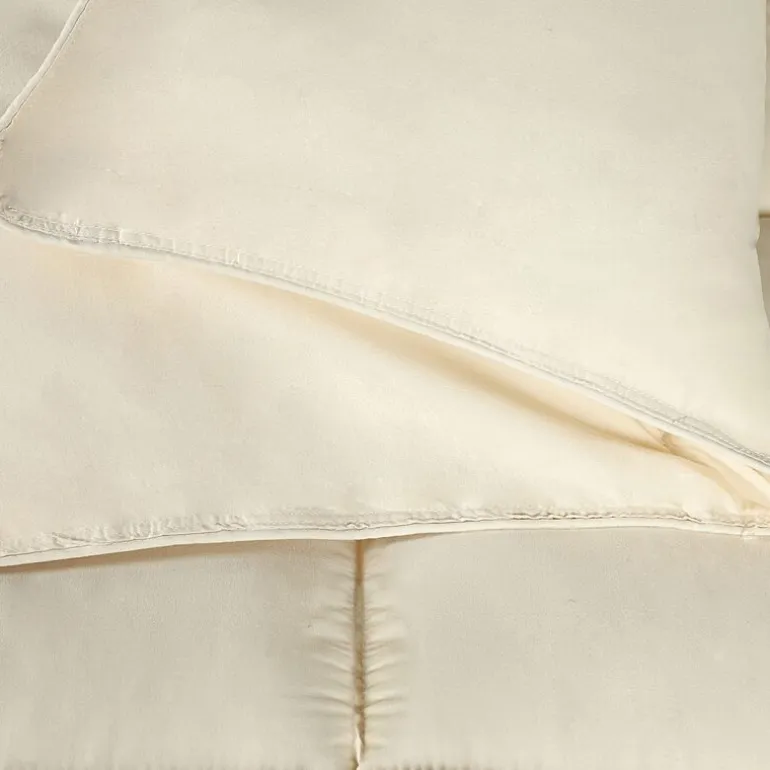 SUPERIOR® Solid All Season Plush Microfiber Down Alternative Hypoallergenic Comforter