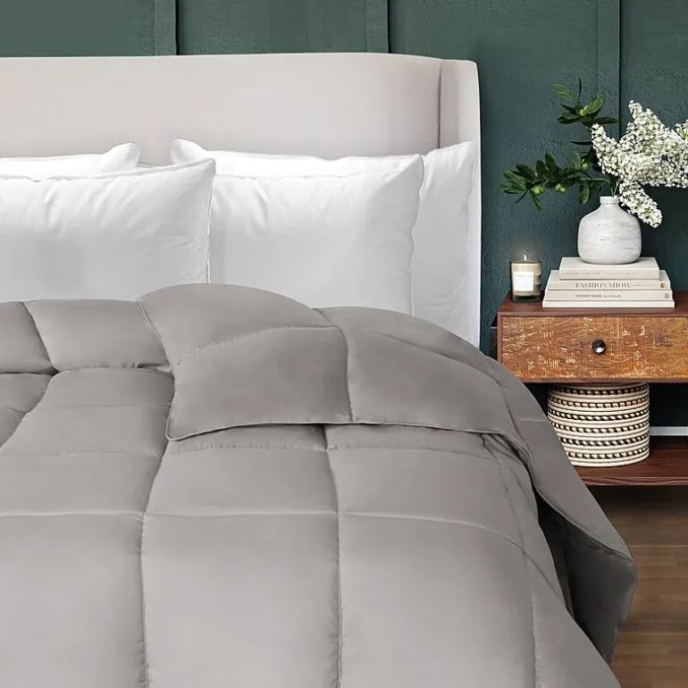 SUPERIOR® Solid All Season Plush Microfiber Down Alternative Hypoallergenic Comforter