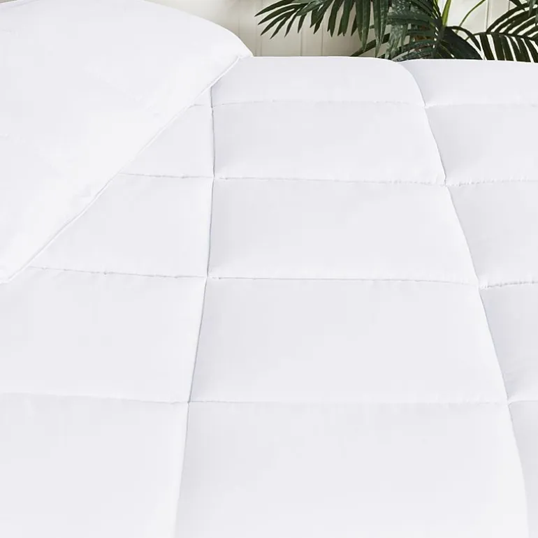 SUPERIOR® Solid All Season Plush Microfiber Down Alternative Hypoallergenic Comforter