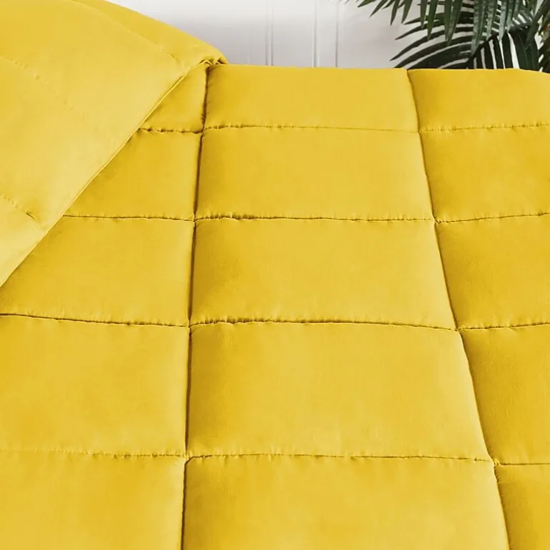SUPERIOR® Solid All Season Plush Microfiber Down Alternative Hypoallergenic Comforter