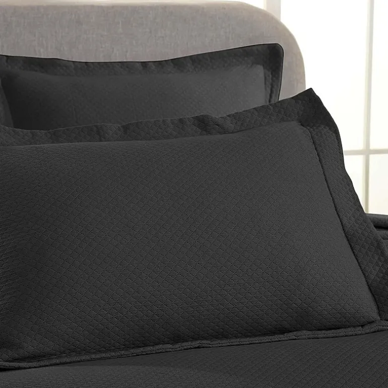 SUPERIOR® Solitaire Diamond Matelasse Geometric Jacquard Bedspread