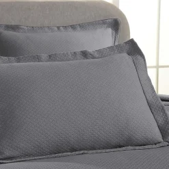 SUPERIOR® Solitaire Diamond Matelasse Geometric Jacquard Bedspread