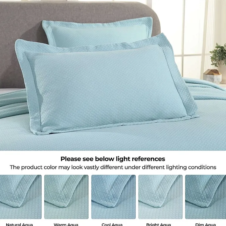 SUPERIOR® Solitaire Diamond Matelasse Geometric Jacquard Bedspread