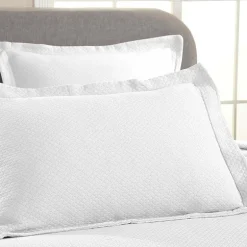 SUPERIOR® Solitaire Diamond Matelasse Geometric Jacquard Bedspread