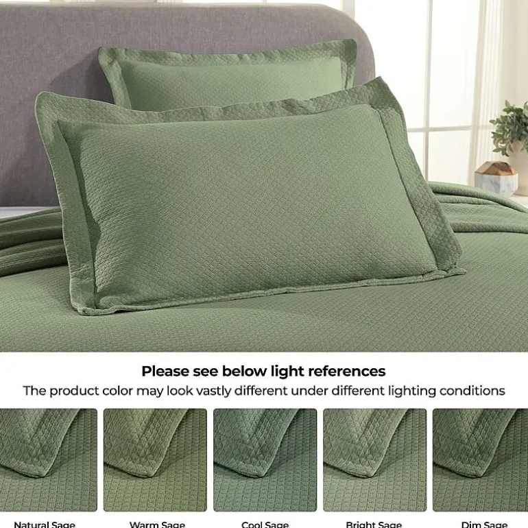 SUPERIOR® Solitaire Diamond Matelasse Geometric Jacquard Bedspread