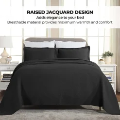 SUPERIOR® Solitaire Diamond Matelasse Geometric Jacquard Bedspread