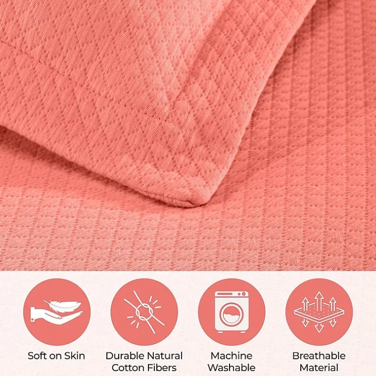 SUPERIOR® Solitaire Diamond Matelasse Geometric Jacquard Bedspread