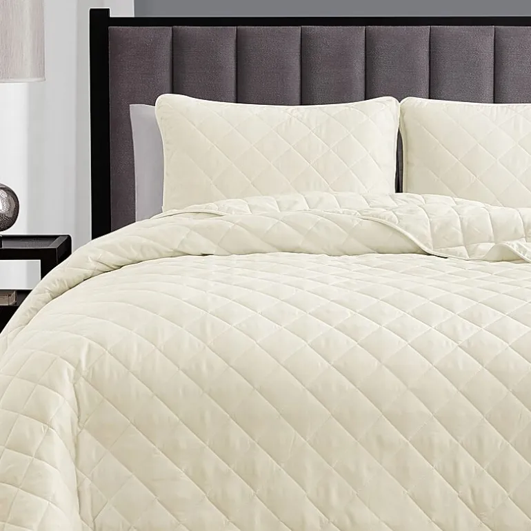 Swift Home Lightweight Oversized Diamond Stitched Coverlet Bedspread Set Wrinkle Resistant Quilt Set