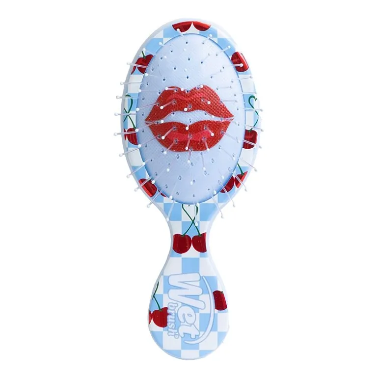 The Wet Brush Detangling Brush