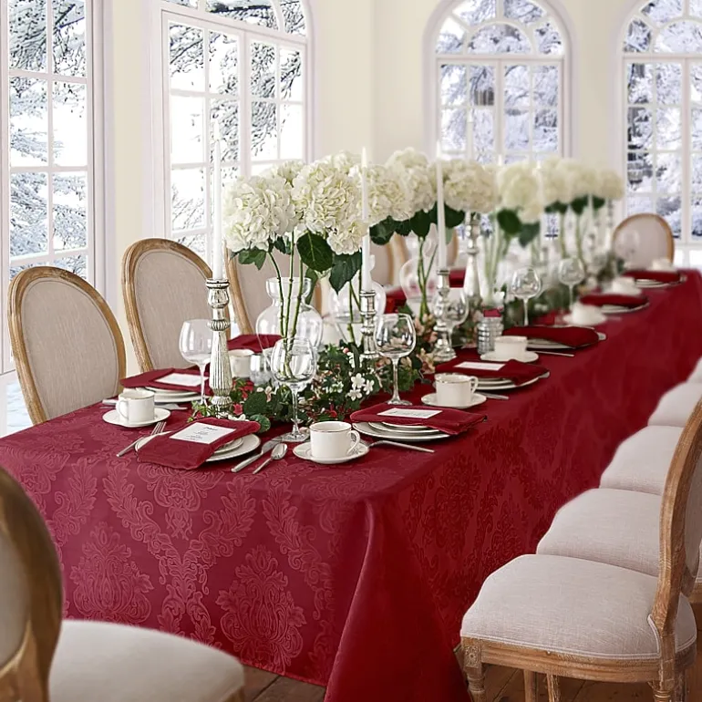 Threadmade Barcelona Jacquard Damask Tablecloth