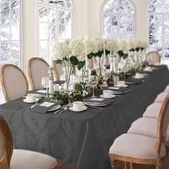 Threadmade Barcelona Jacquard Damask Tablecloth