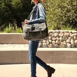 TSD Brand Coastal Messenger Bag