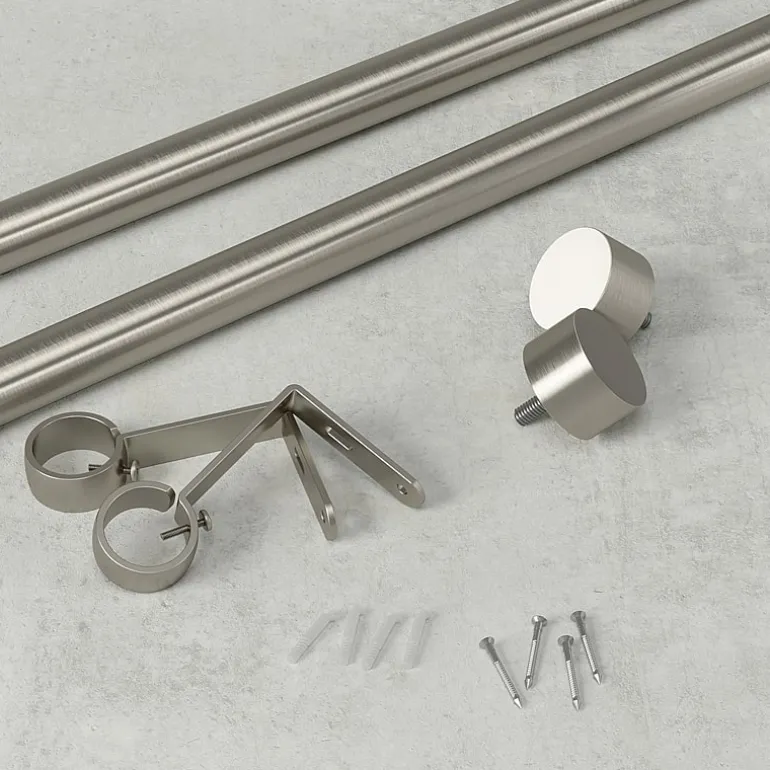 Umbra® Cappa 1¼" Adjustable Curtain Rod