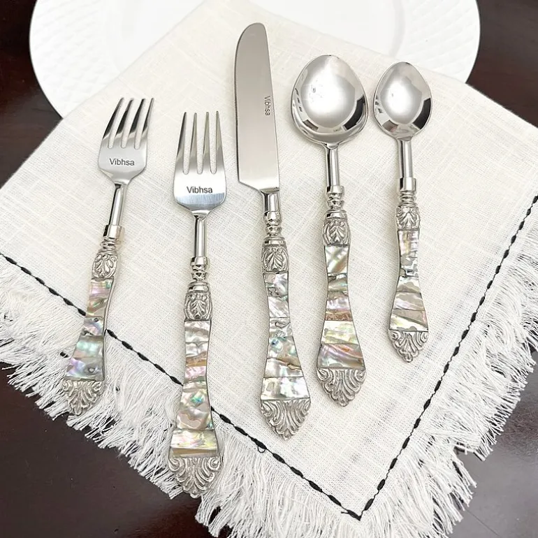 Vibhsa Royal 20-pc. Flatware Set