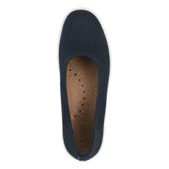 White Mountain Naveen Womens Almond Closed Toe Slip-On Shoe