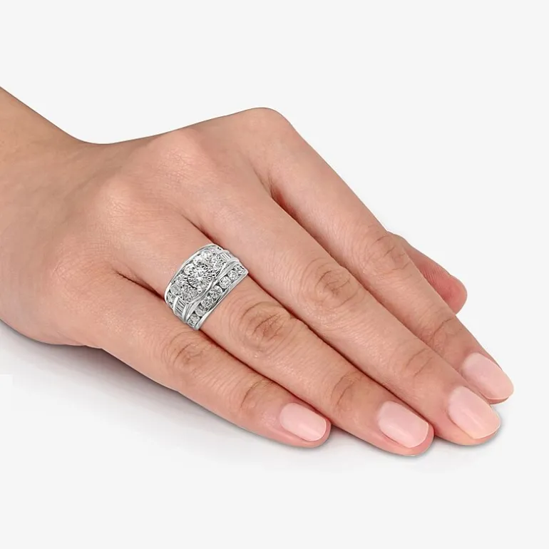 Womens 4 CT.T.W. Natural Diamond Gold Round Side Stone 3-Stone Engagement Ring