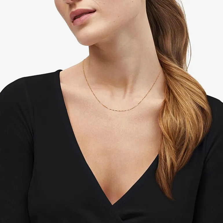 Womens 10K Gold 18 Inch Box Chain Necklace
