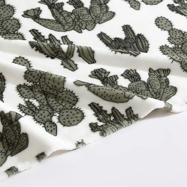 Wrangler Cactus Garden Washable Throw