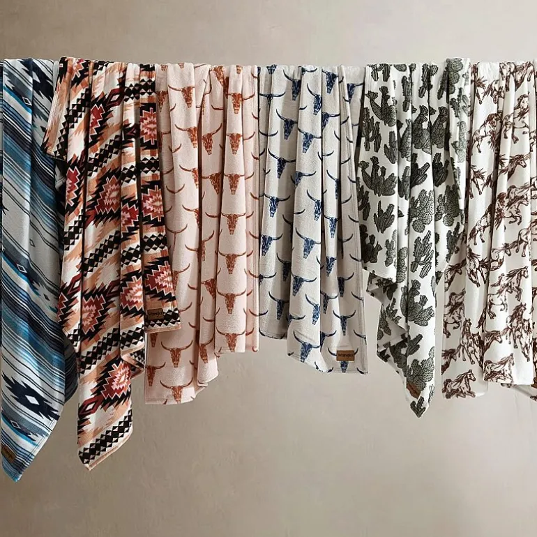 Wrangler Coyote Sands 50x70 Washable Throw