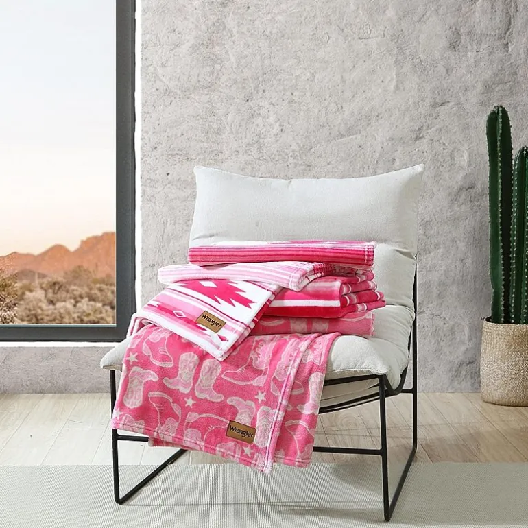 Wrangler Knockin' Boots 50x60 Washable Throw
