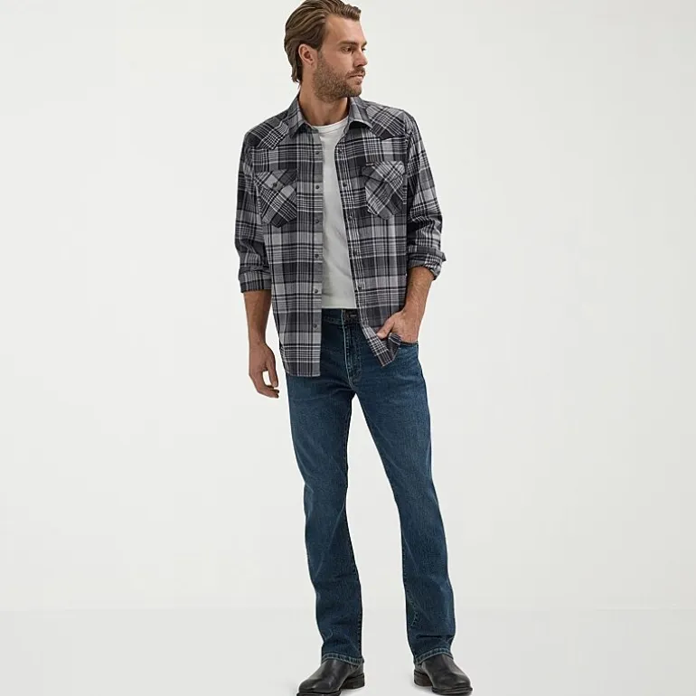 Wrangler® Mens Stretch Fabric Slim Fit Bootcut Jean