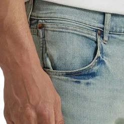 Wrangler® Mens Stretch Fabric Slim Fit Bootcut Jean