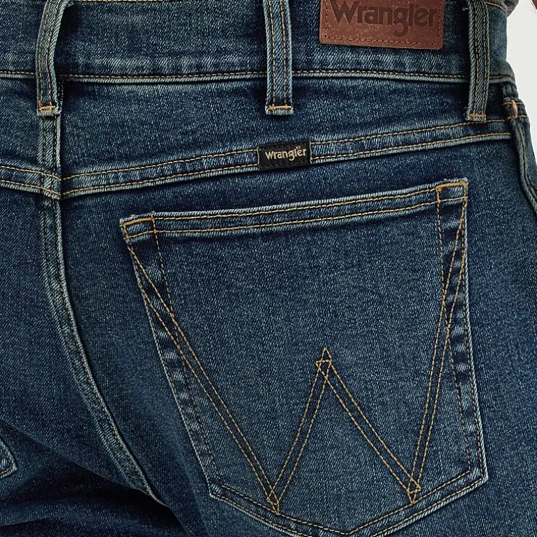 Wrangler® Mens Stretch Fabric Slim Fit Bootcut Jean