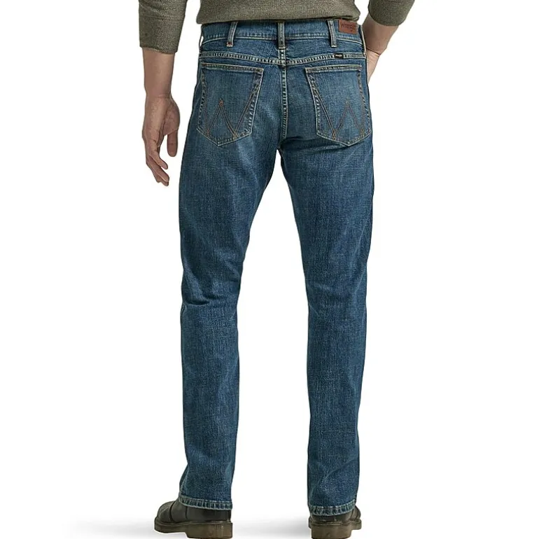 Wrangler® Mens Stretch Fabric Slim Fit Bootcut Jean