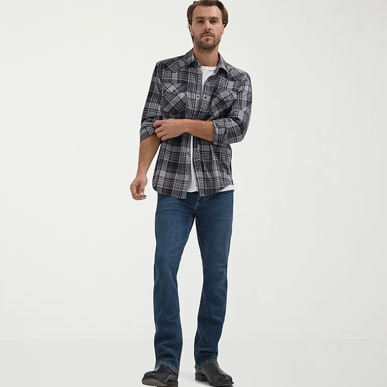Wrangler® Mens Stretch Fabric Slim Fit Bootcut Jean