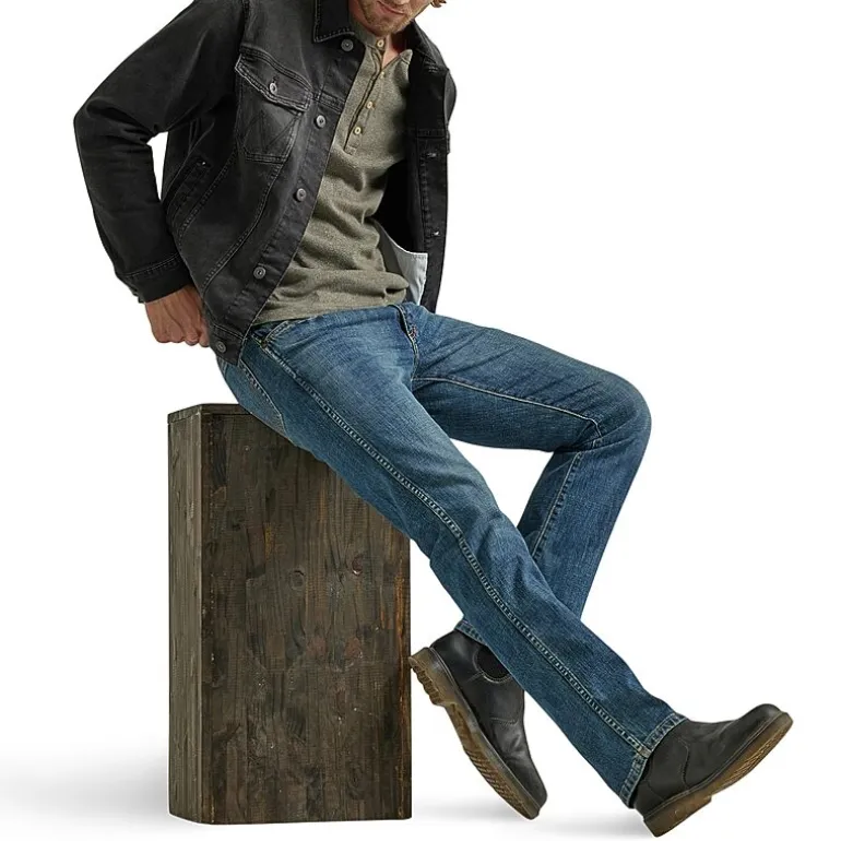 Wrangler® Mens Stretch Fabric Slim Fit Bootcut Jean