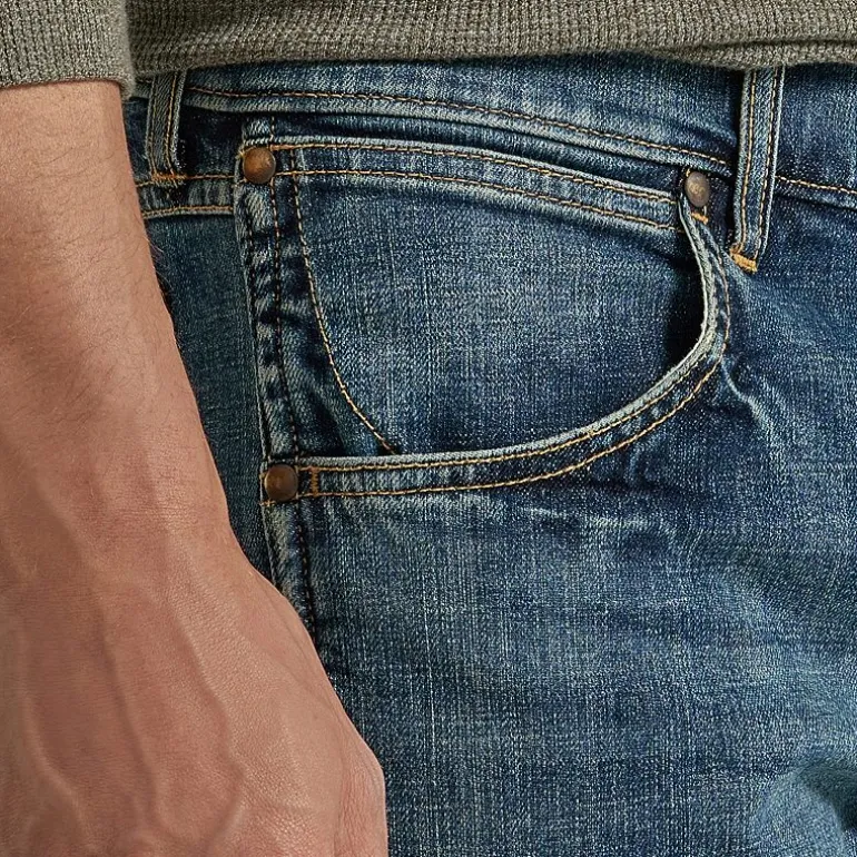 Wrangler® Mens Stretch Fabric Slim Fit Bootcut Jean