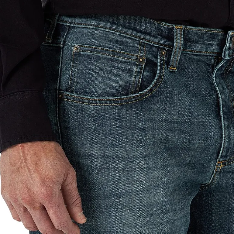 Wrangler® Mens Stretch Straight Leg Relaxed Fit Jean