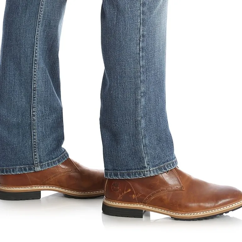 Wrangler® Regular Fit Jean