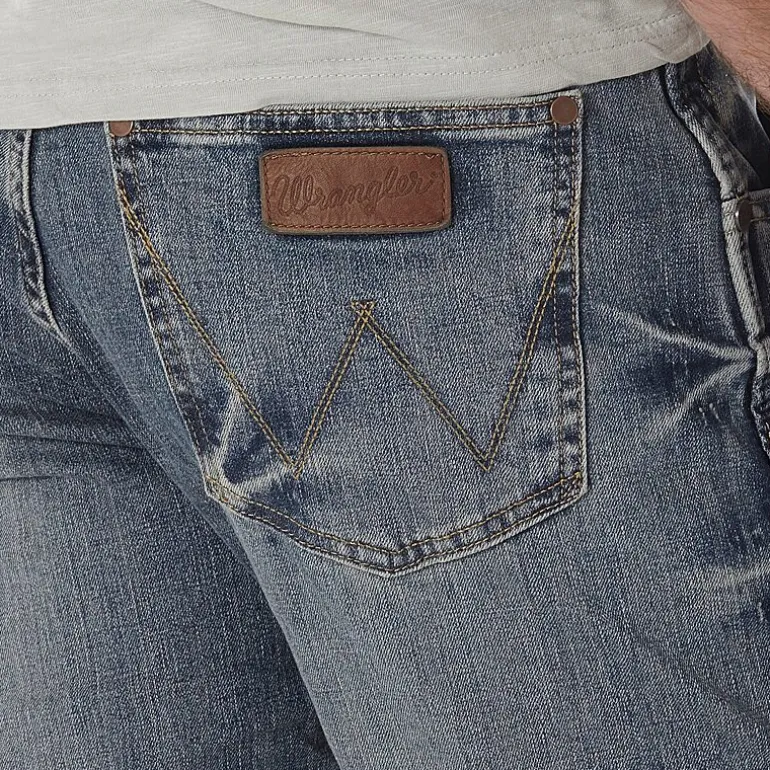 Wrangler® Retro® Mens Slim Fit Bootcut Jean