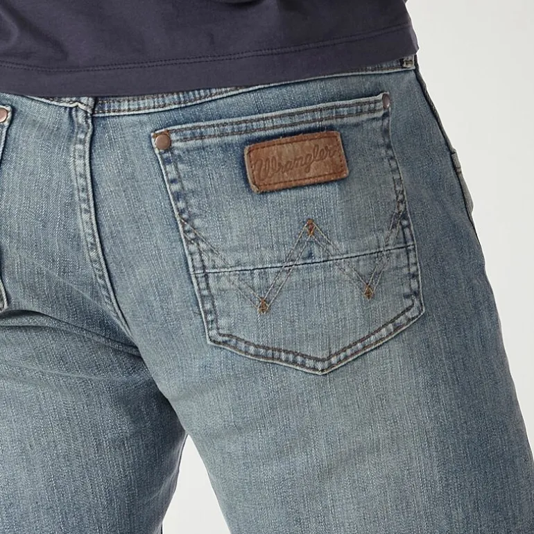 Wrangler® Retro® Mens Slim Fit Bootcut Jean