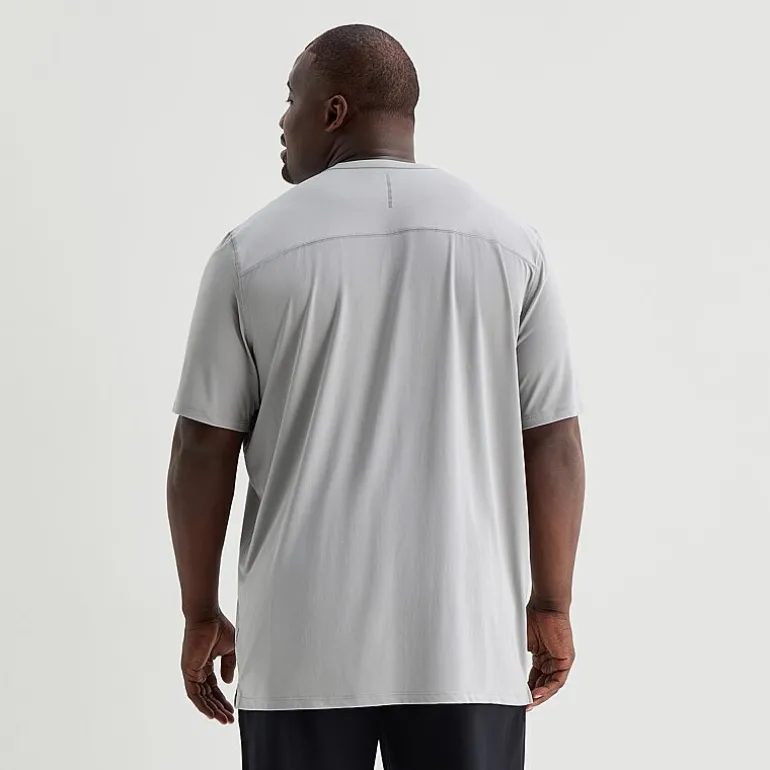 Xersion Mens Crew Neck Short Sleeve Quick Dry Active Big and Tall T-Shirt