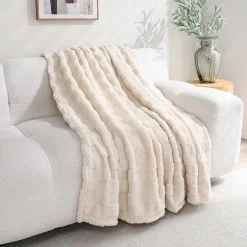 Zane Plush Throw